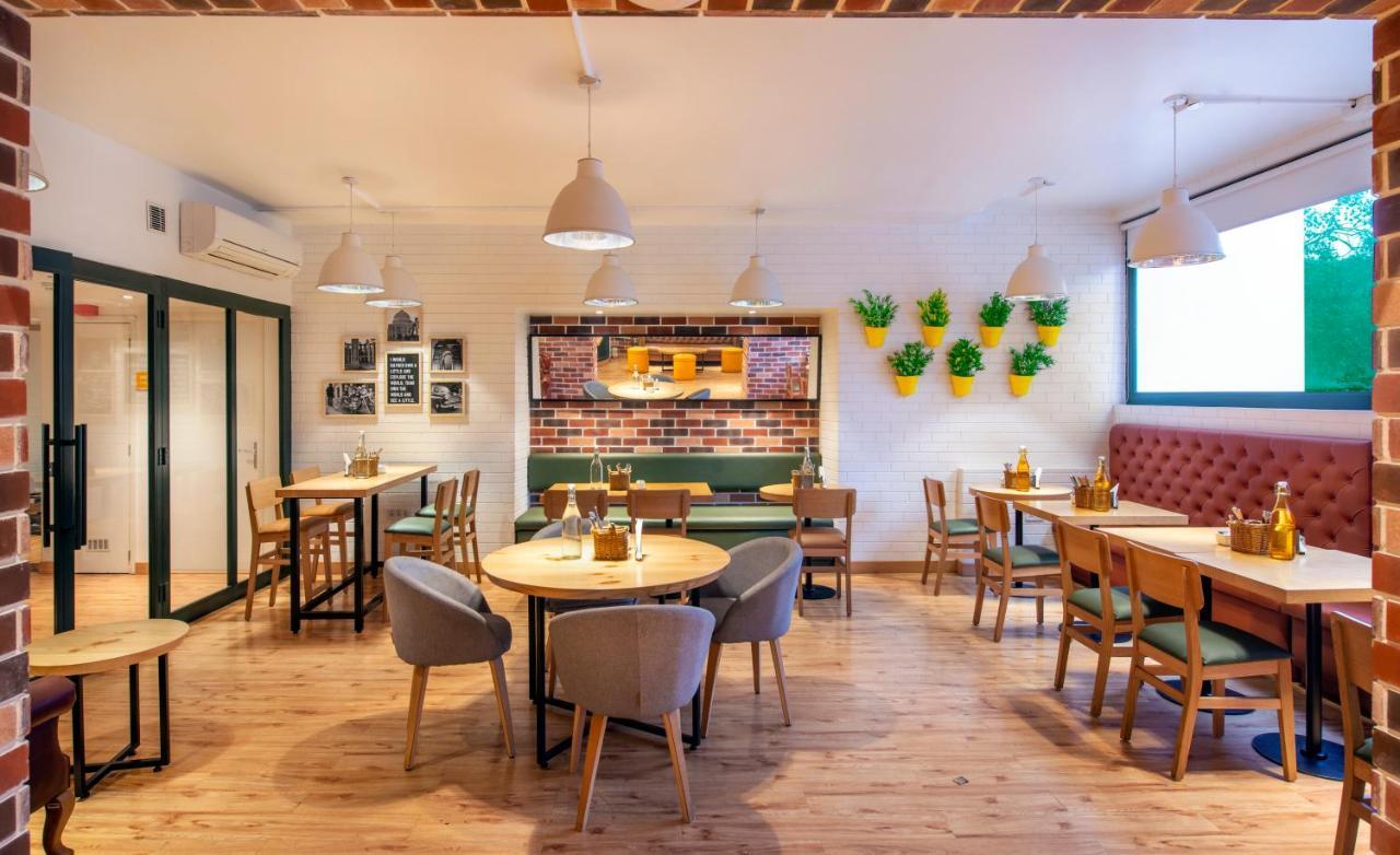 Bloomrooms @ Janpath New Delhi Ngoại thất bức ảnh